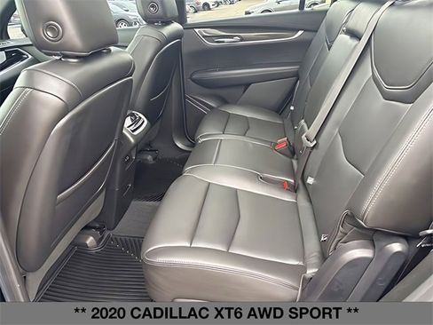 Used 2020 Cadillac XT6 Sport image 12