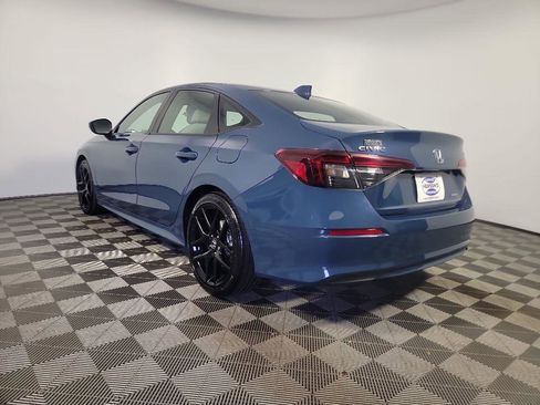 Certified 2025 Honda Civic Sport image 10