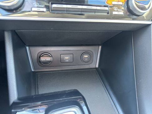 Used 2023 Hyundai Sonata SEL w/ Preferred Accessory Package image 5