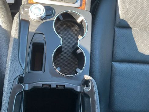 Used 2009 Mercedes-Benz C 300 4MATIC Sedan image 33