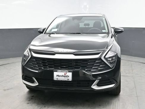 Used 2023 Kia Sportage LX AWD/4WD image 2