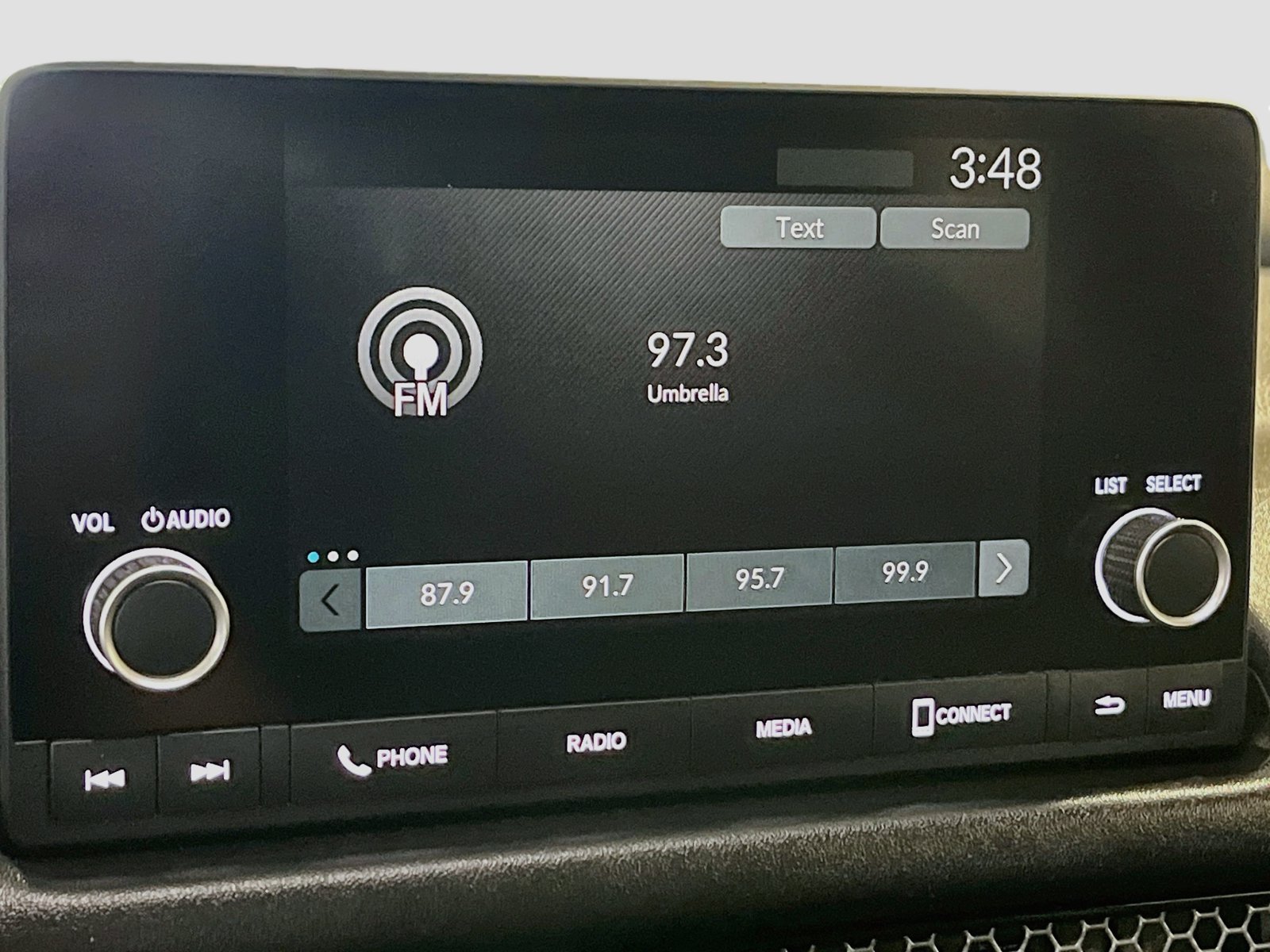 Used 2025 Honda HR-V Sport image 14