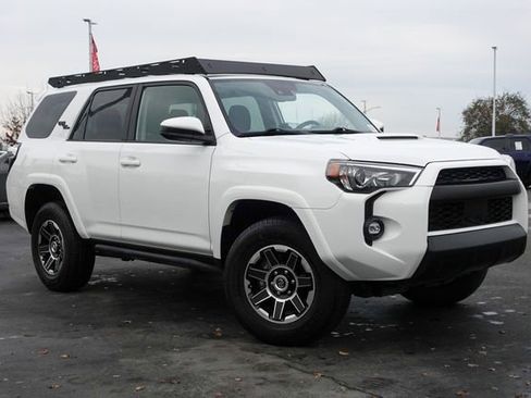 Used 2024 Toyota 4Runner TRD Off-Road image 6