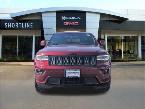 Used 2022 Jeep Grand Cherokee Laredo X AWD/4WD image 10