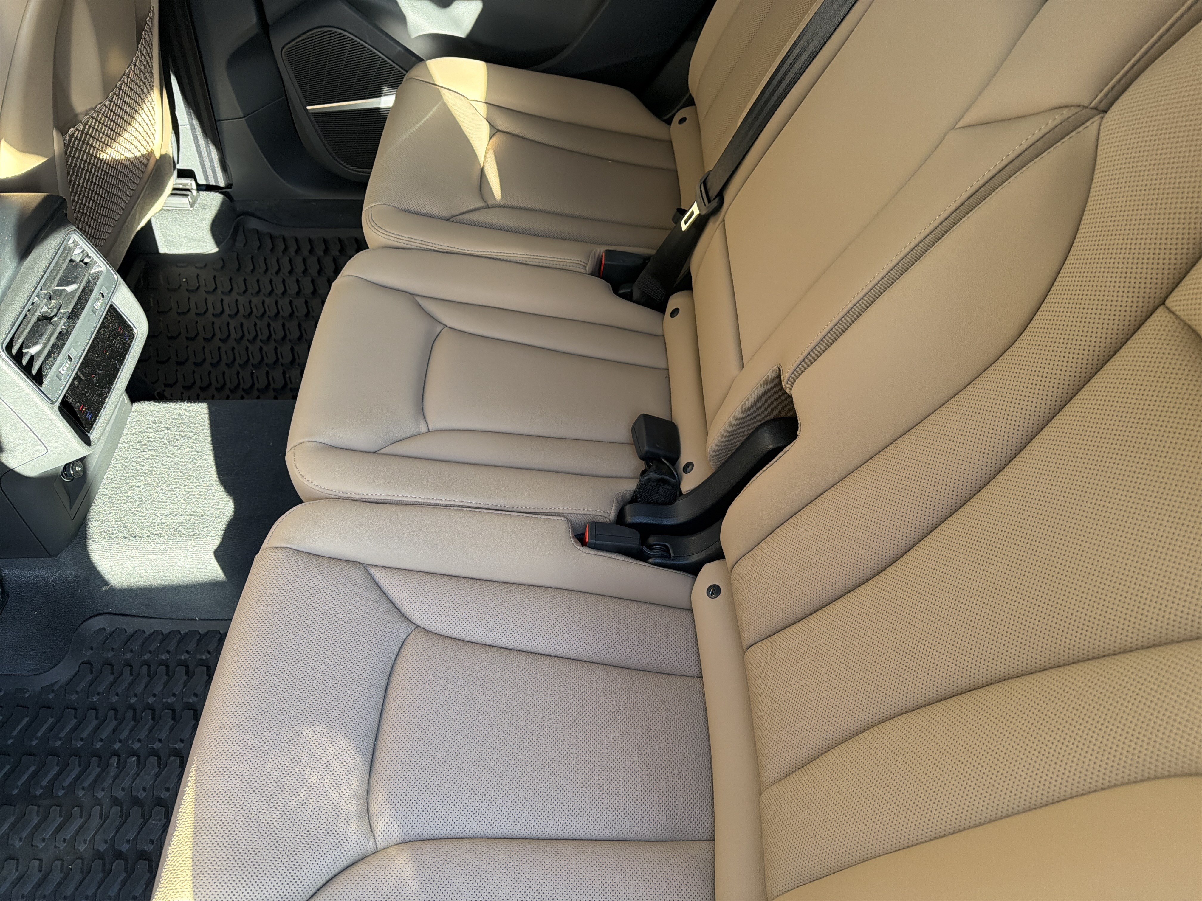 Used 2025 Audi Q7 2.0T Premium Plus AWD/4WD image 30