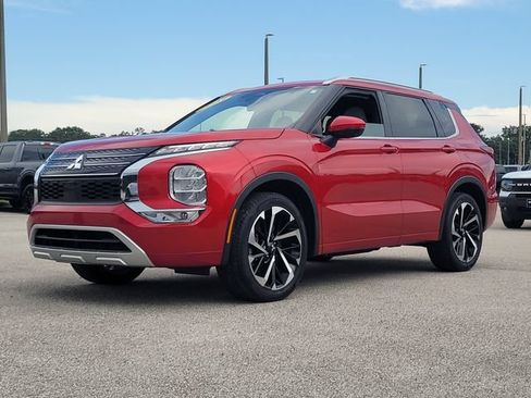 Used 2023 Mitsubishi Outlander SEL FWD image 33