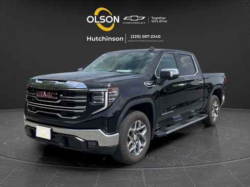 Used 2026 GMC Sierra 1500 SLT RWD image 1