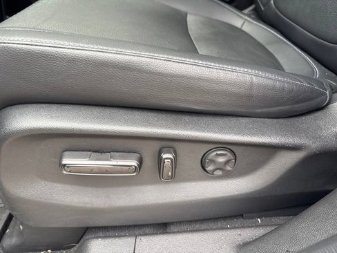 Used 2023 Honda Odyssey Touring image 14