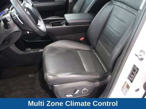 Used 2025 Hyundai Santa Fe Limited AWD/4WD image 11