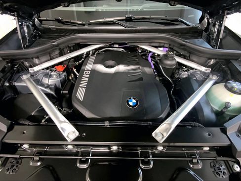 New 2026 BMW X5 xDrive40i w/ Executive Package image 16