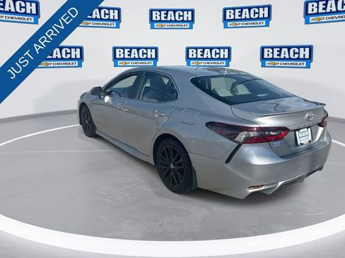 Used 2024 Toyota Camry SE image 6