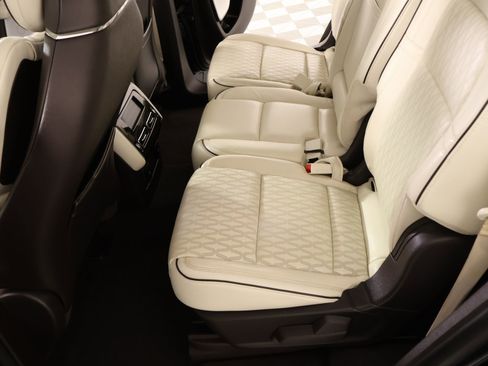 Certified 2023 Lincoln Aviator Black Label w/ Dynamic Handling Package AWD/4WD image 12