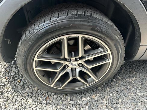 Used 2017 Ford Explorer Sport w/ Equipment Group 401A image 15