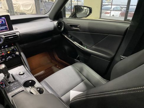 Used 2025 Lexus IS 350 F Sport w/ Accessory Package RWD image 3