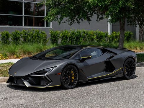 Used 2025 Lamborghini Revuelto AWD/4WD image 43