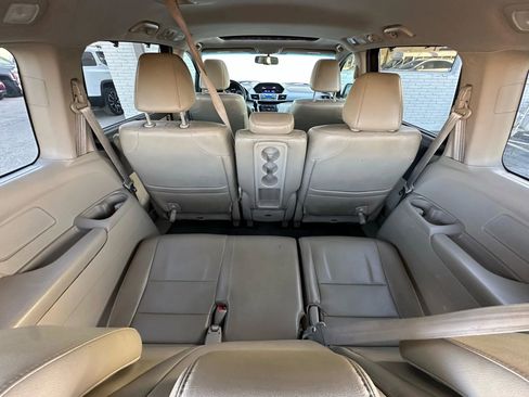 Used 2011 Honda Odyssey EX-L image 16