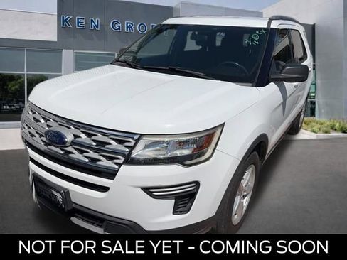 Used 2019 Ford Explorer XLT image 1