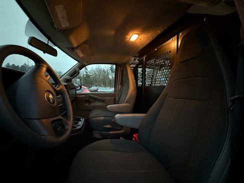 Used 2024 Chevrolet Express 2500 w/ Driver Convenience Package image 13