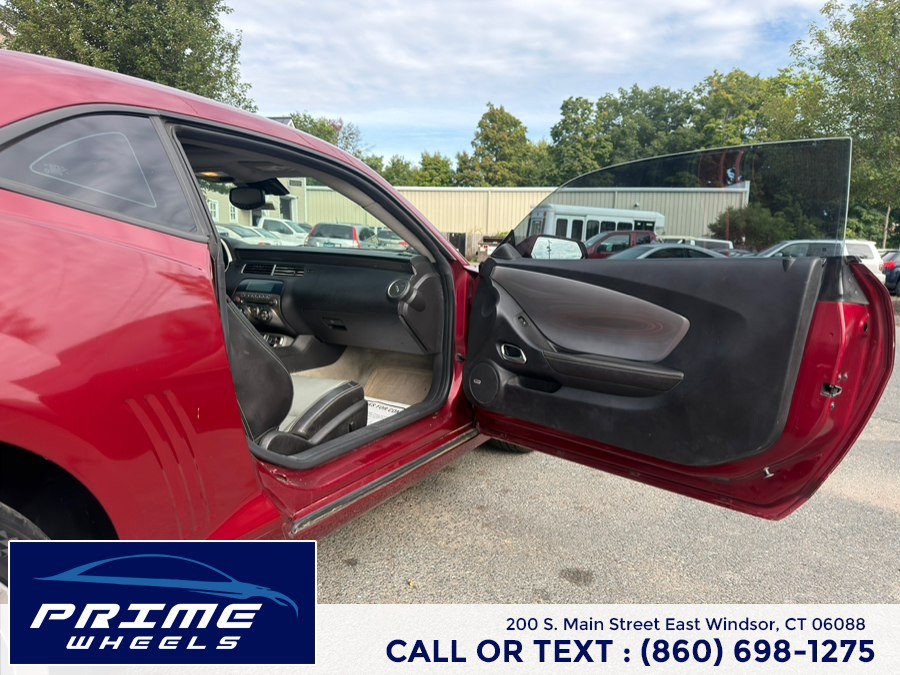 Used 2010 Chevrolet Camaro LT w/ RS Package RWD image 13