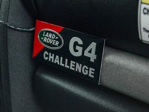 Used 2004 Land Rover Discovery S image 21