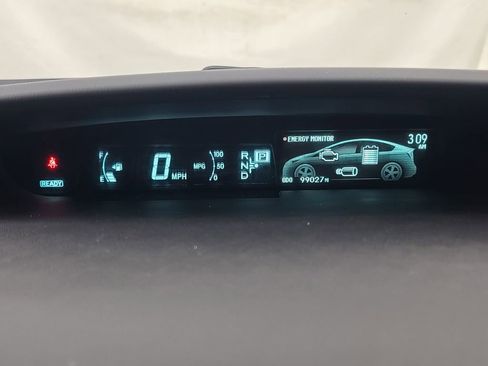 Used 2013 Toyota Prius Four image 27