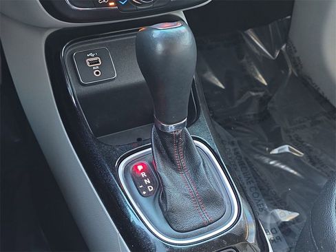 Used 2021 Jeep Compass Limited image 15