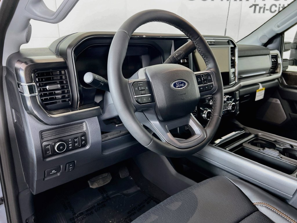 New 2026 Ford F350 Lariat AWD/4WD image 3