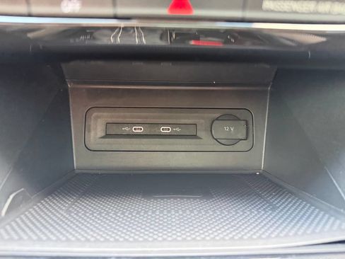 Used 2023 Volkswagen Atlas SEL Premium AWD/4WD image 35