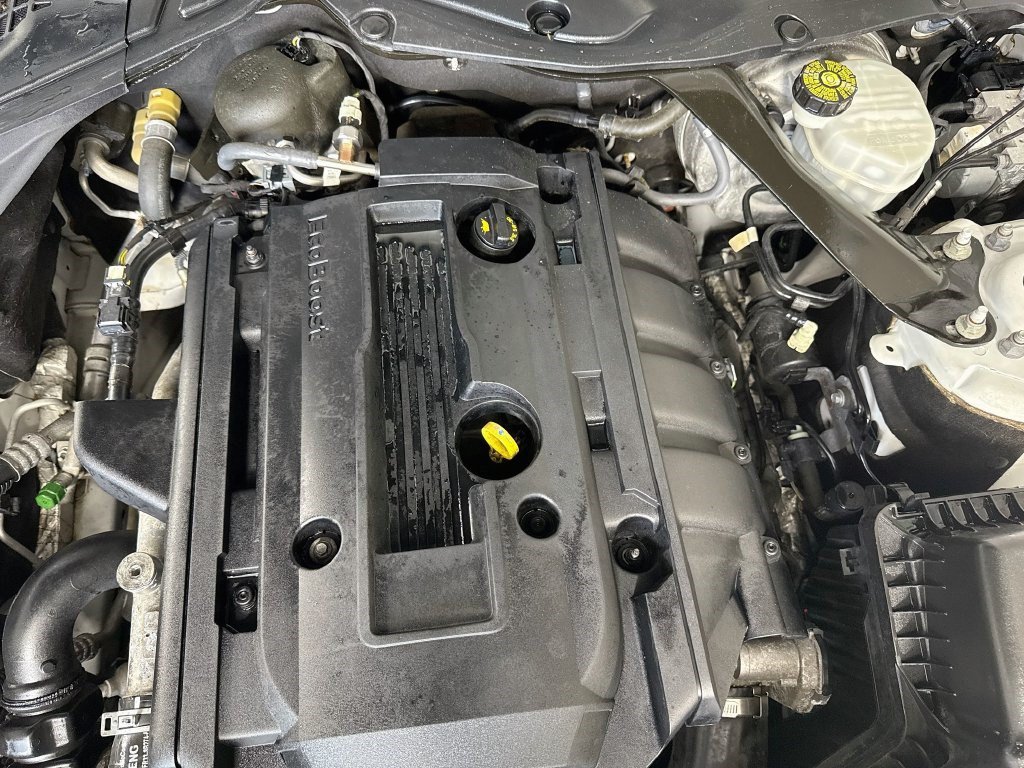 Used 2018 Ford Mustang Premium RWD image 36