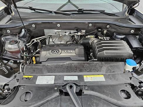 Used 2023 Volkswagen Atlas SE w/ Panoramic Sunroof Package image 23