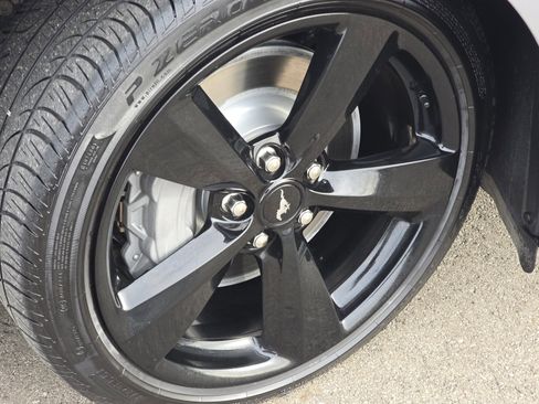 Used 2021 Ford Mustang GT Premium image 14