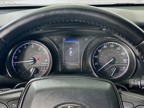 Used 2021 Toyota Camry SE image 25