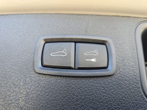 New 2026 Porsche Macan S image 16