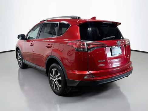Used 2017 Toyota RAV4 LE w/ All Weather Liner Package AWD/4WD image 8