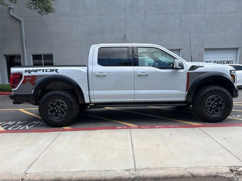 Used 2025 Ford F150 Raptor w/ Equipment Group 803A Raptor R AWD/4WD image 8