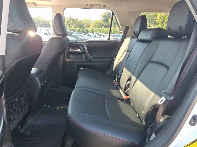 Used 2024 Toyota 4Runner TRD Off-Road Premium w/ Moonroof Package AWD/4WD image 21