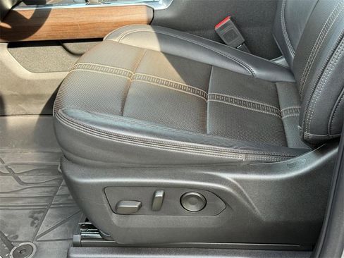 Used 2024 Chevrolet Silverado 1500 High Country w/ High Country Premium Package image 23