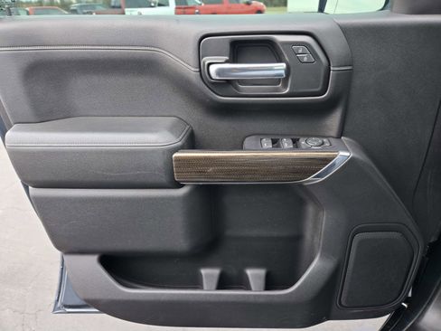 Used 2020 Chevrolet Silverado 1500 LT w/ All-Star Edition image 38