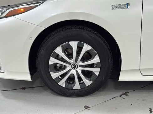 Used 2020 Toyota Prius Prime Limited image 24