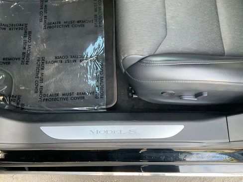 Used 2017 Tesla Model S 75 image 15