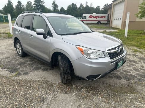Used 2016 Subaru Forester 2.5i Premium w/ All-Weather Package AWD/4WD image 1