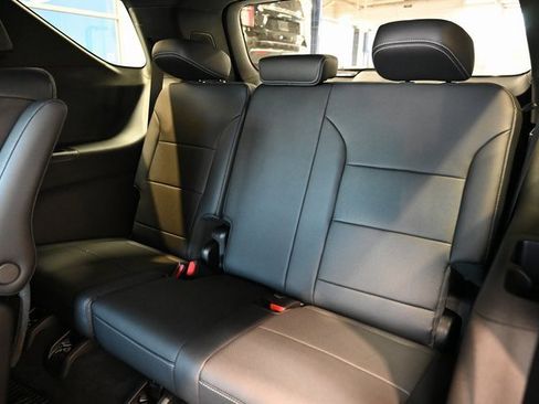 New 2026 Chevrolet Traverse LT w/ Driver Confidence Package image 12