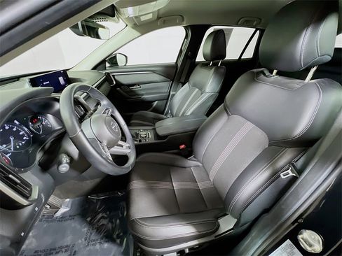 Used 2025 MAZDA CX-50 AWD 2.5 S w/ Preferred Package image 18