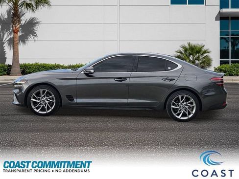 Used 2022 Genesis G70 2.0T RWD image 3