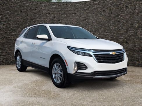 Used 2022 Chevrolet Equinox LT AWD/4WD image 2