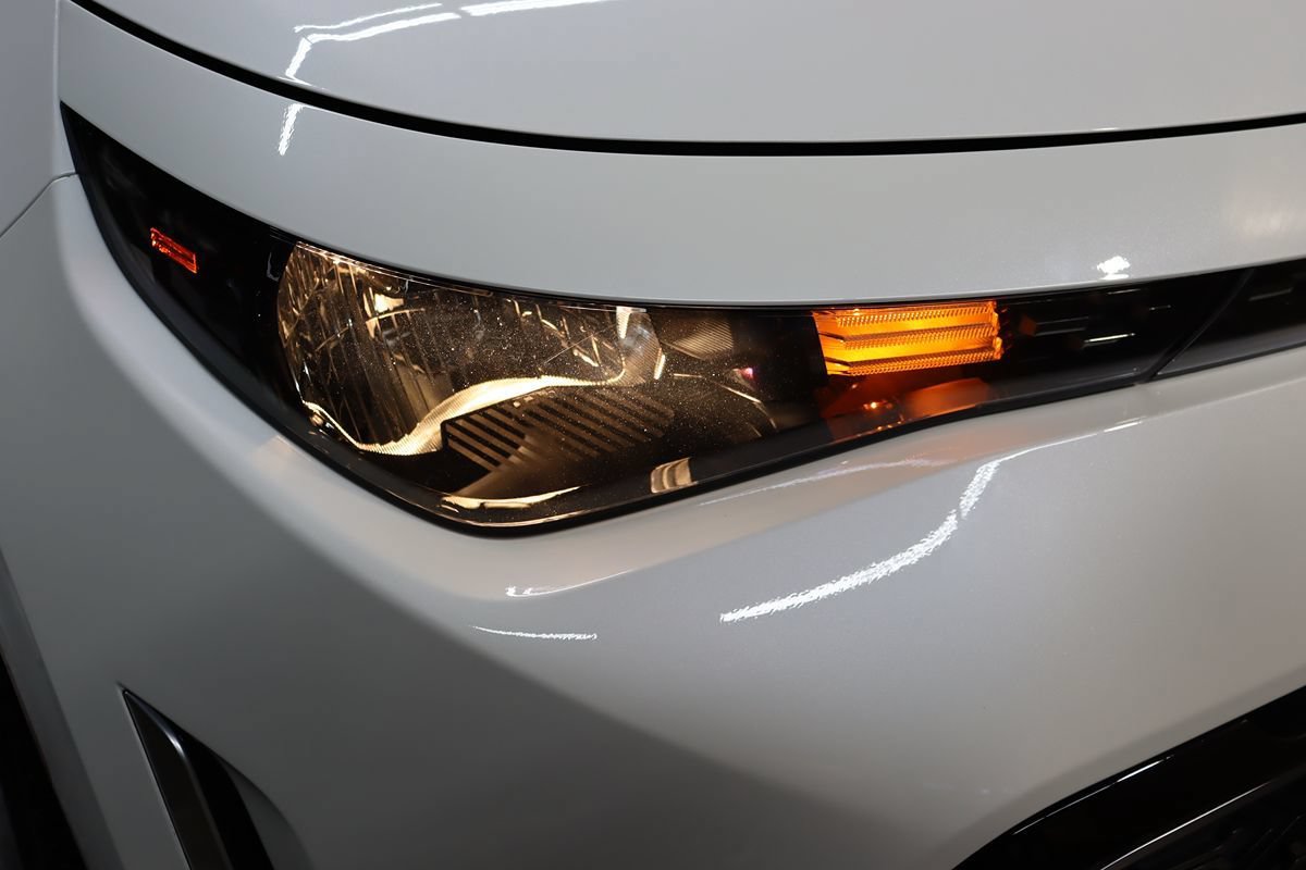 Used 2023 Kia Soul GT-Line FWD image 10