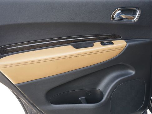 Used 2017 Dodge Durango Citadel w/ Premium Entertainment Group image 36