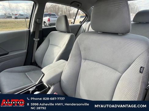 Used 2016 Honda Accord LX image 8