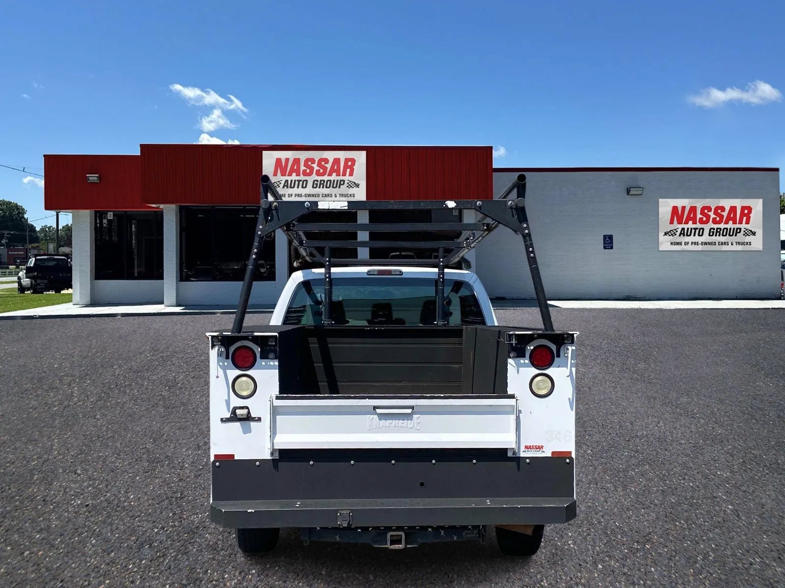 Used 2015 Ford F250 XL w/ Power Equipment Group RWD image 5