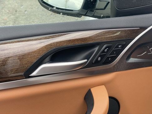 Used 2023 BMW X3 M40i w/ Premium Package image 13